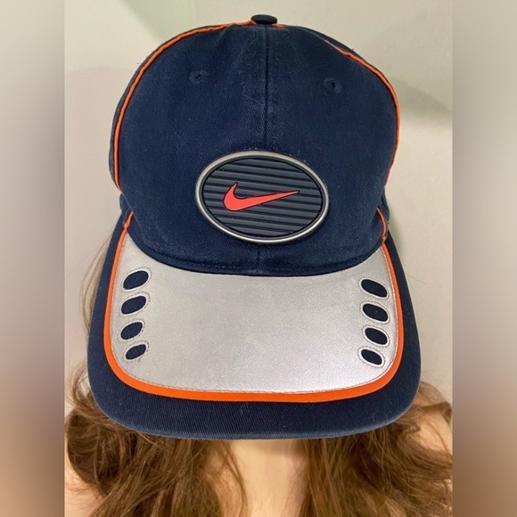 Vintage Nike Air Swoosh Trucker Hat Unisex Adjustable One Size - Picture 1 of 9